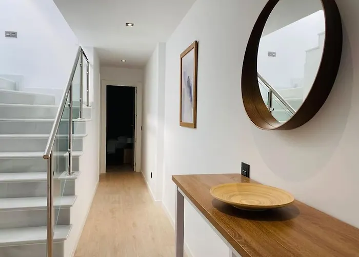 Apartament Atico Con Gran Terraza En El Centro A 50 Metros De La Playa *