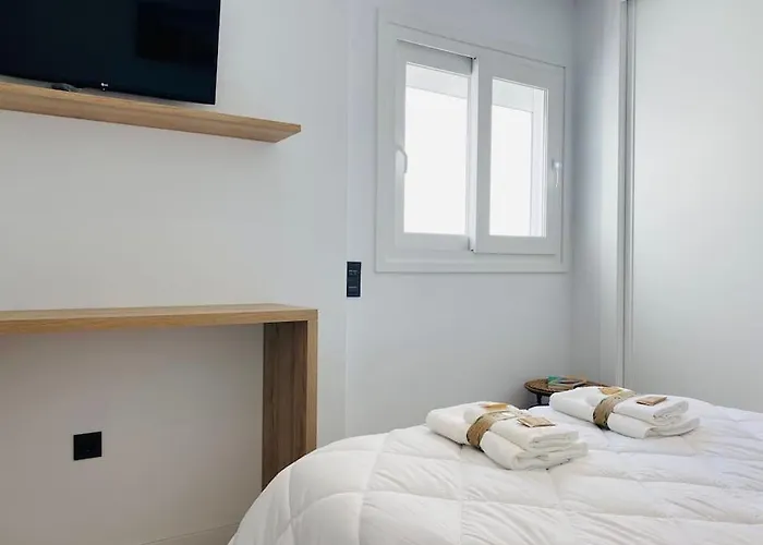 Atico Con Gran Terraza En El Centro A 50 Metros De La Playa * Fuengirola