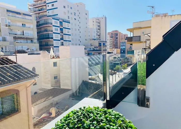 Apartamento ático Con Gran Terraza En El Centro A 50 Metros De La Playa Fuengirola